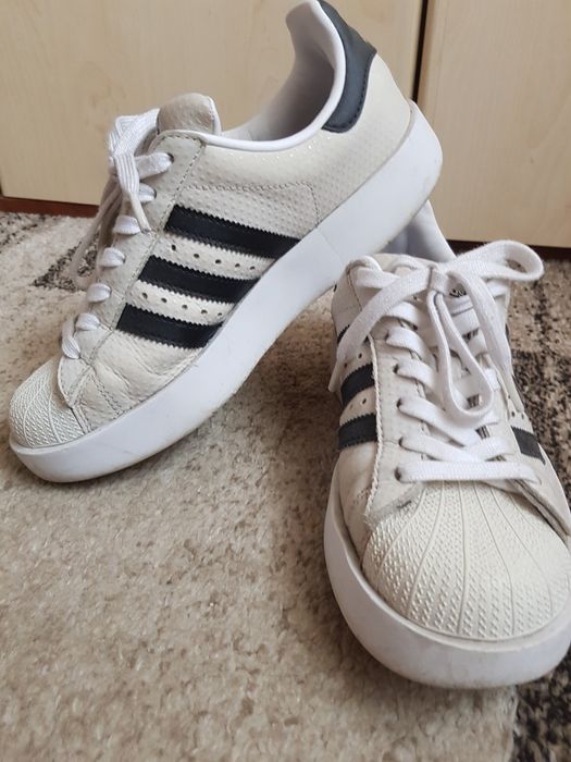 Adidasi Adidas Superstar Bold Culoare Bej