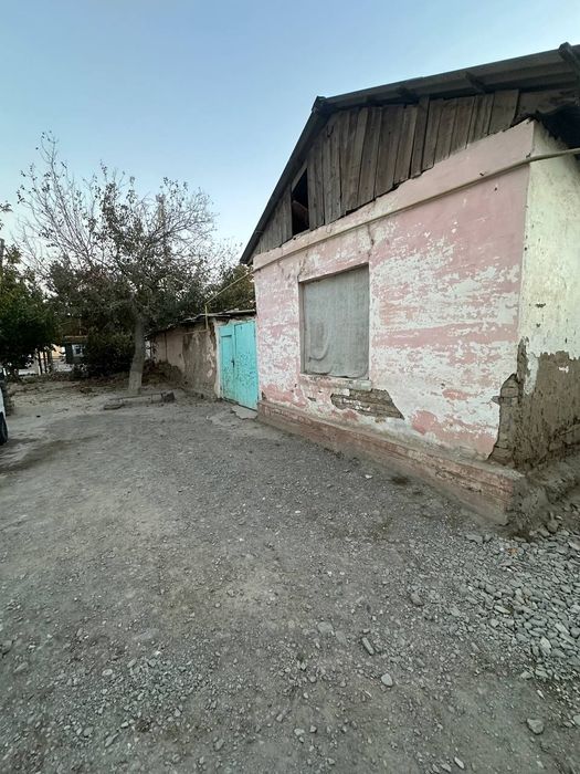 Jizzax Shaxar Tinchlik maxalla 
3 xona 
4 sutik 
Kadastir tayyor 
Narx