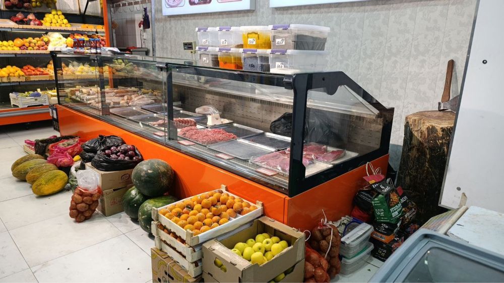 Холодильник сотилади