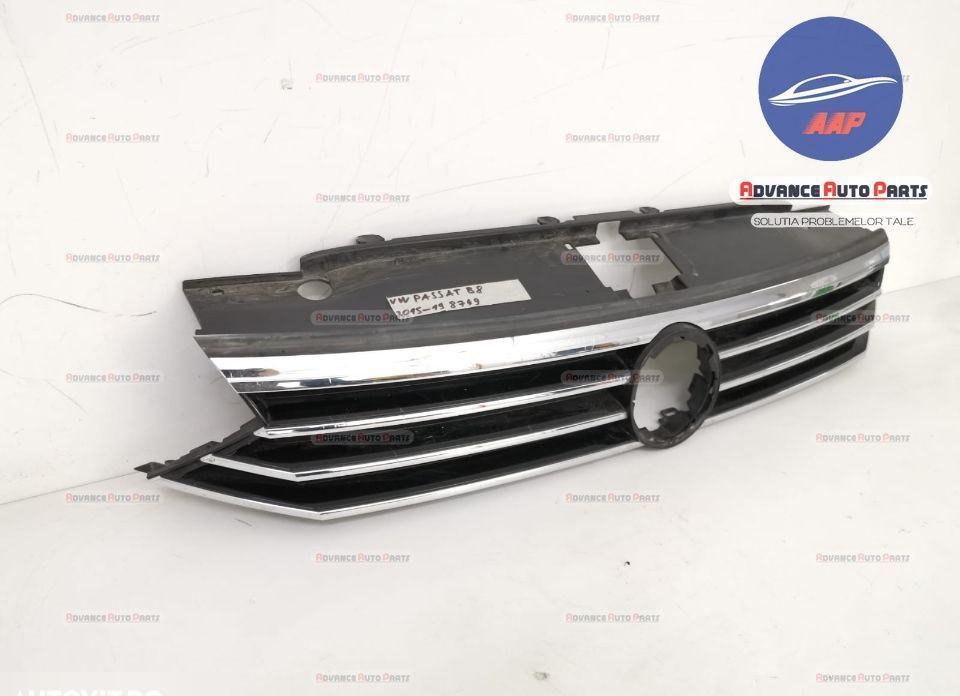 Grila centrala originala in stare buna Volkswagen Passat B8 2014 2015