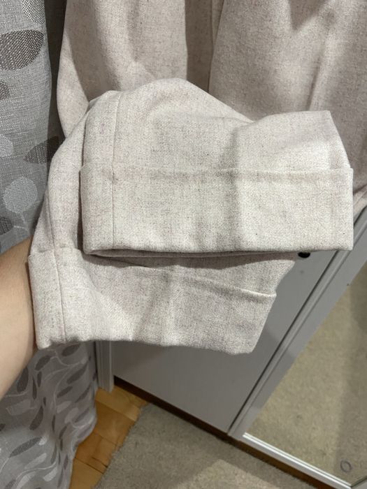 Pantaloni noi cu 47% lână, marimea 44