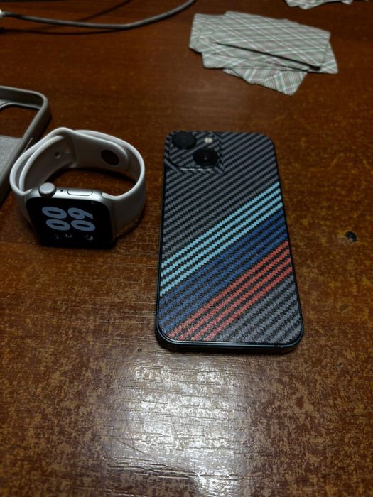 Продам/обменяю iphone 13 mini, apple watch SE 40mm