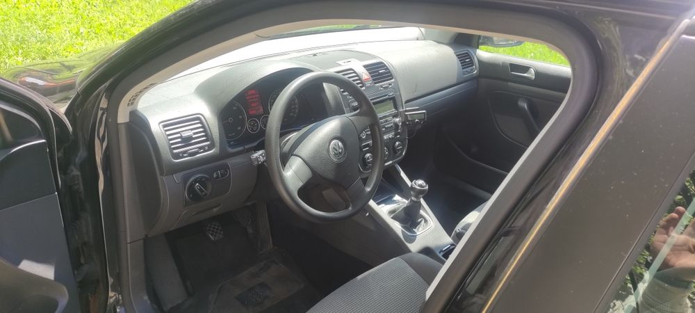VW Jetta 1.9 tdi Blue Motion