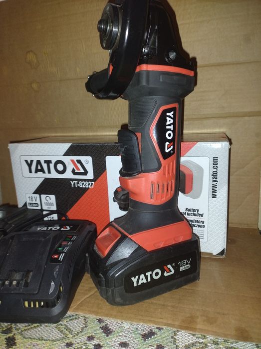 Flex Polizor unghiular Yato 18V