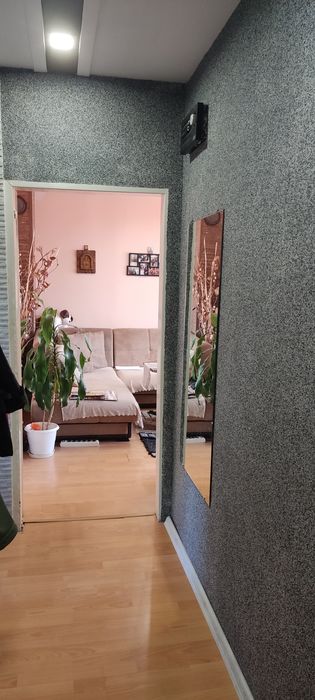 Тристаен апартамент в Казанлък