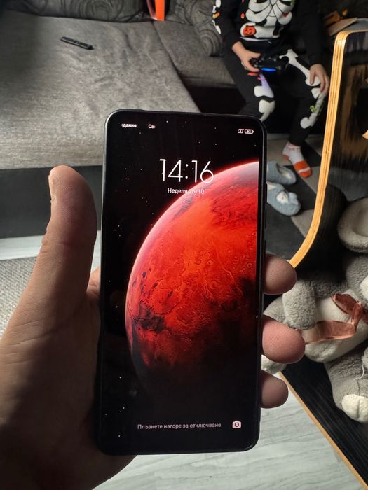 Xiaomi M9T с нова батерия и нов протектор