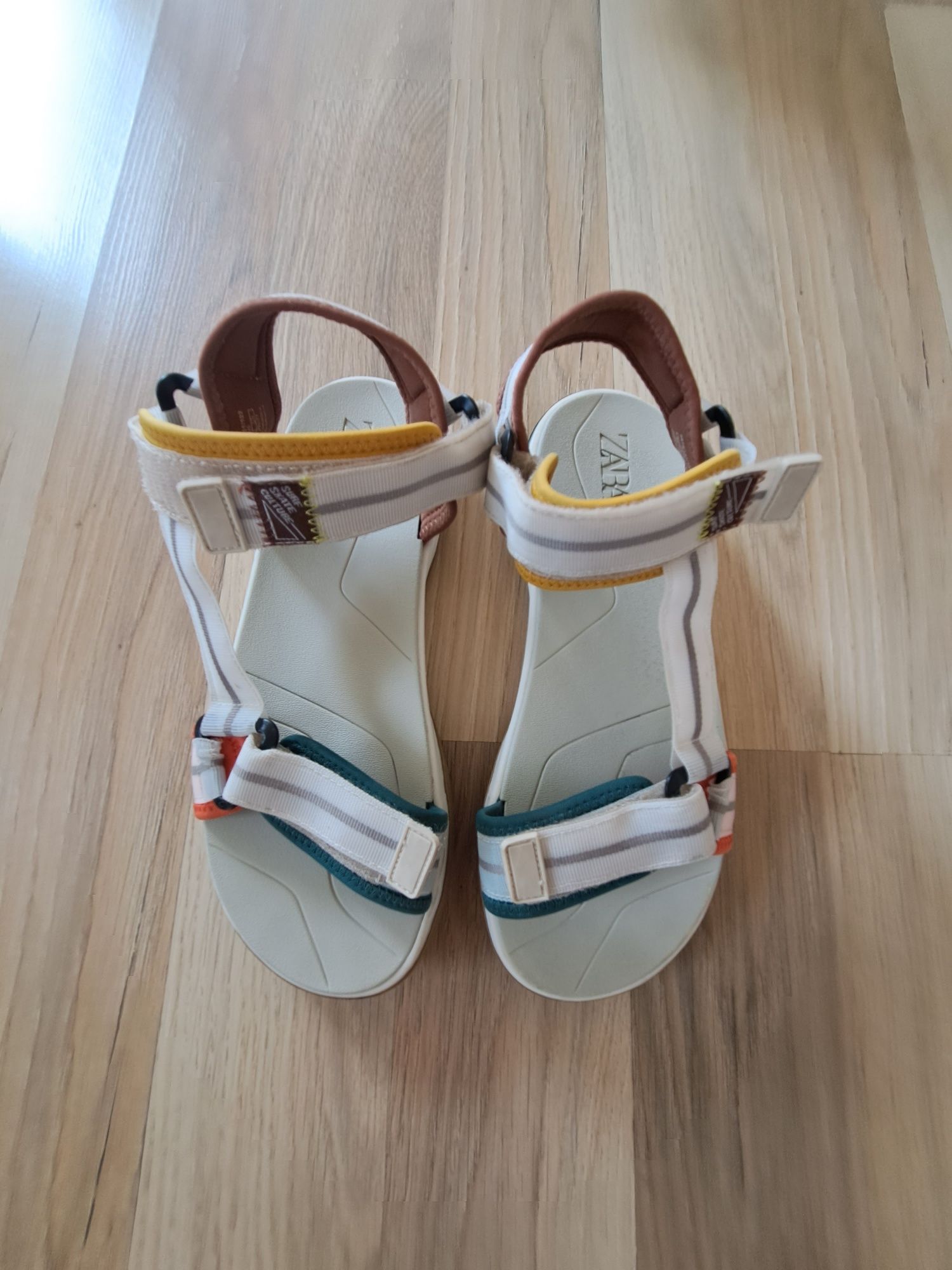 Sandale ZARA, marimea 39