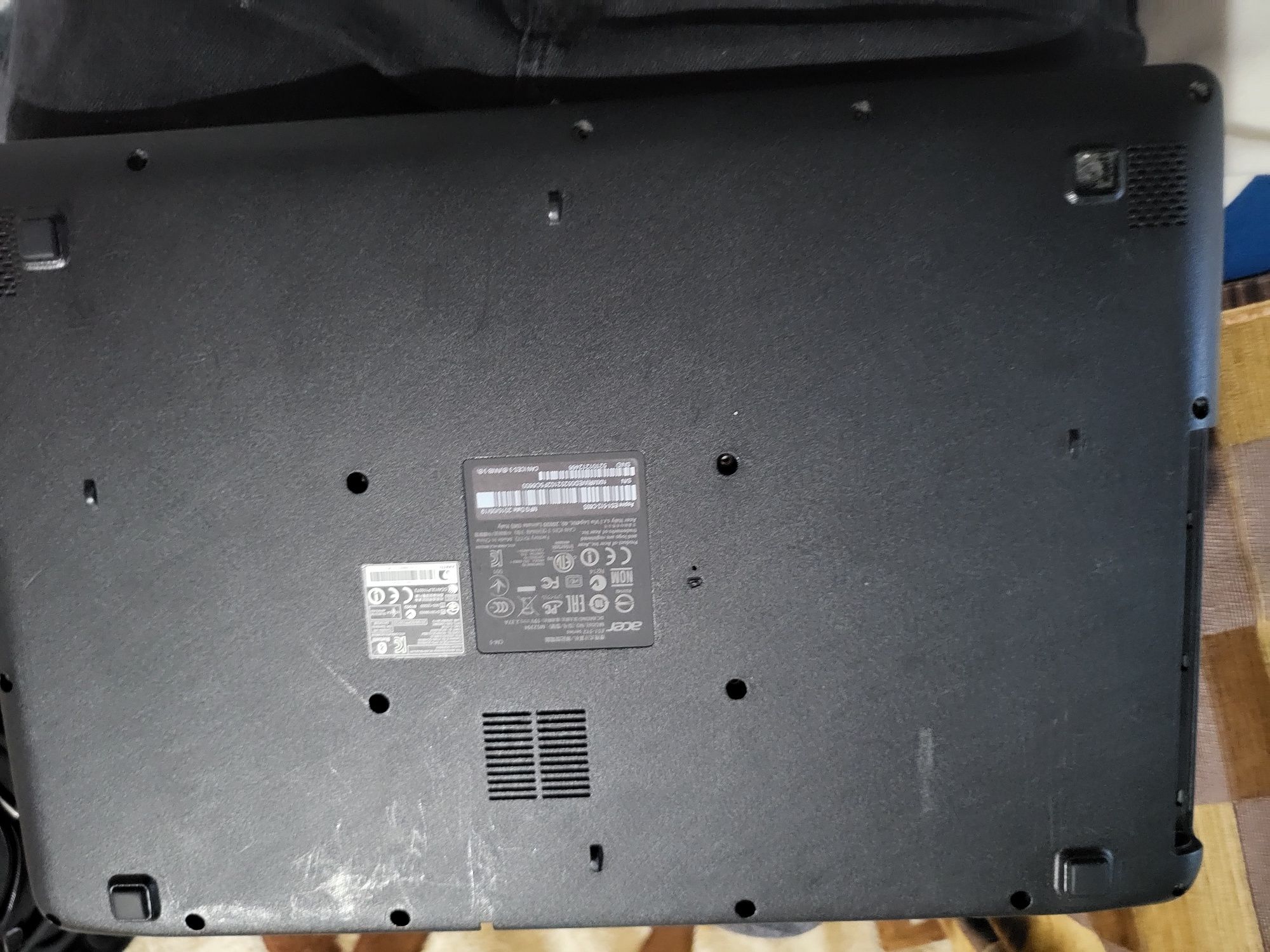 Dezmembrez laptop Acer ES1 512, componente