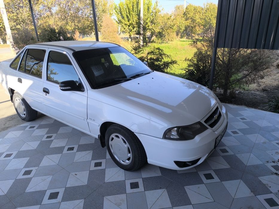 Nexia 2 2014 Sotiladi