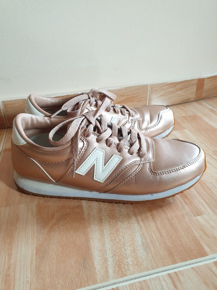 Vand New Balance incaltaminte femei