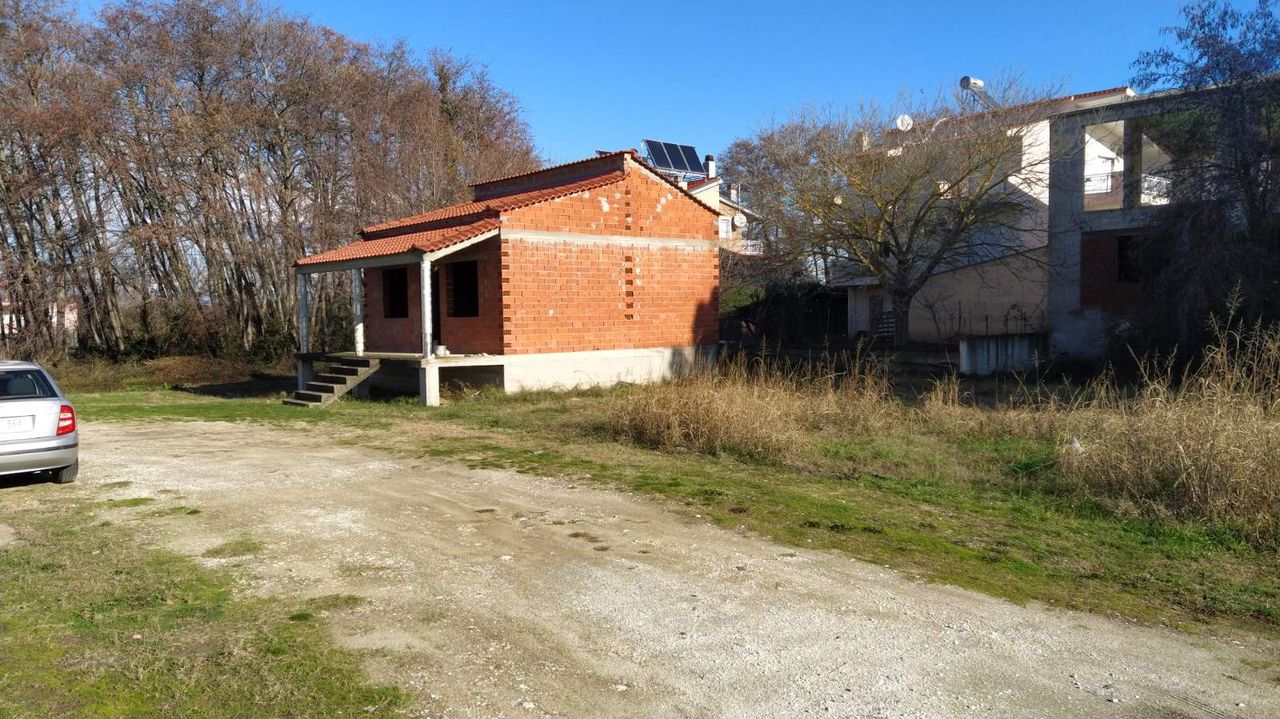 Продава се Къща в с. Мочуре, Област Смолян - 80 кв.м за 1875 €/кв.м - Снимка #1