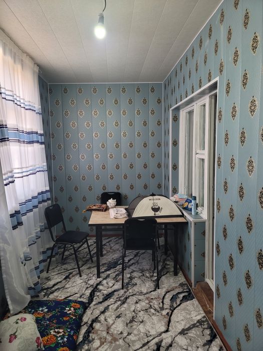 Срочно уй сотилади