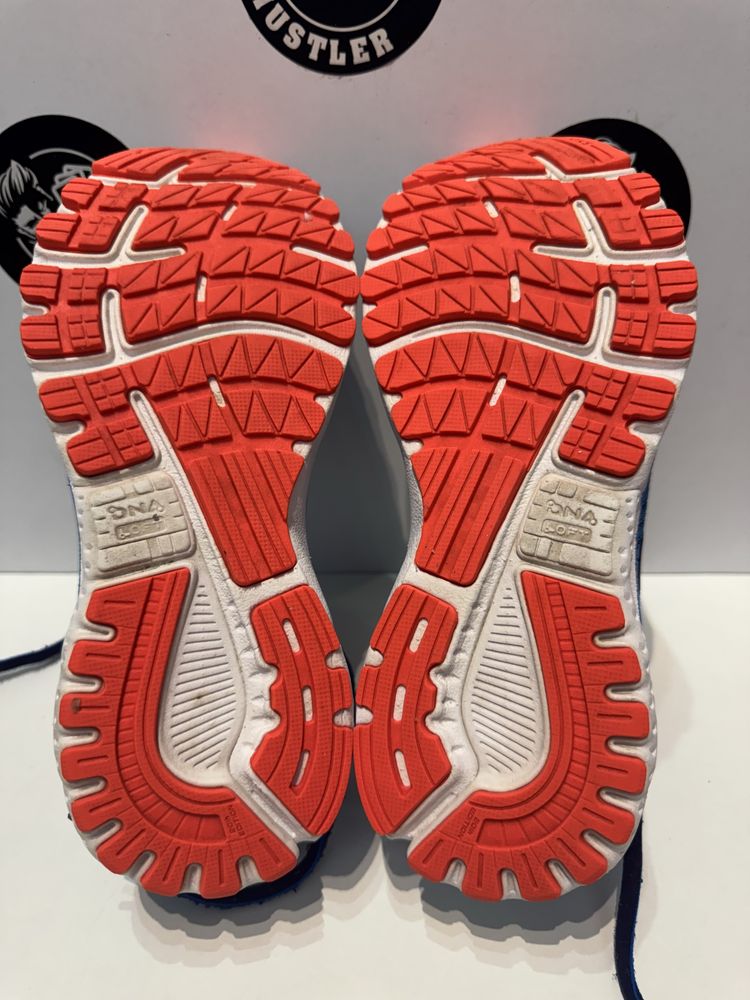 Маратонки BROOKS ADRENALINE 20 Gore-tex.Номер 37.5