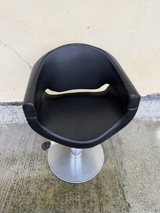 Дамски стол за фризьор