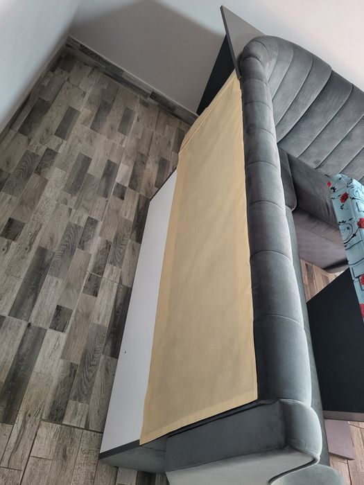 Vand coltar nefolosit