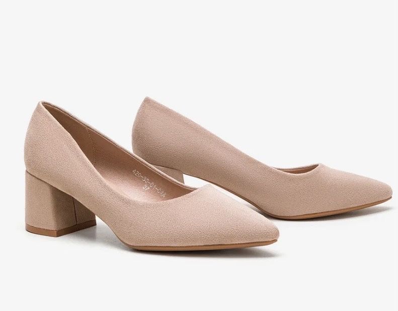 Комфортные бежевые туфли торг