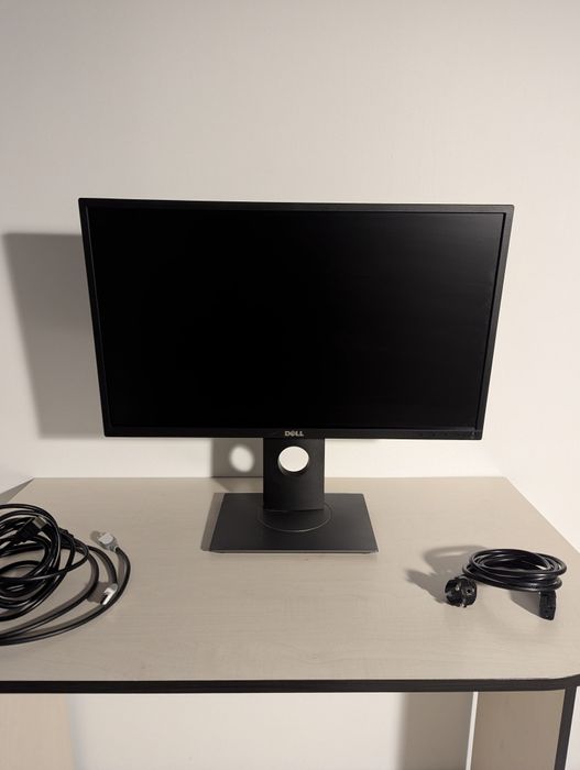 Monitor Dell P2417H 23,8 inch Full HD LCD 1920 x 1080 Negru + 2 x HDMI