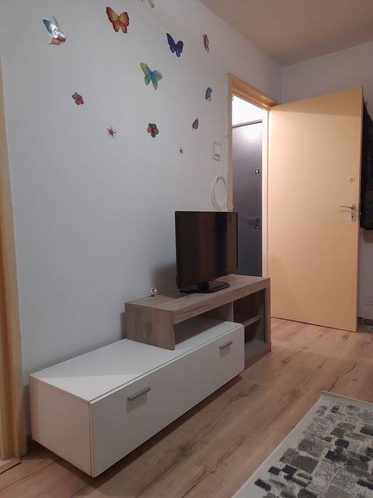 Proprietar închiriez garsoniera REZERVATA