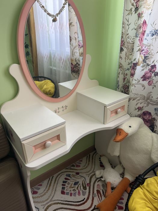 Туалетный столик