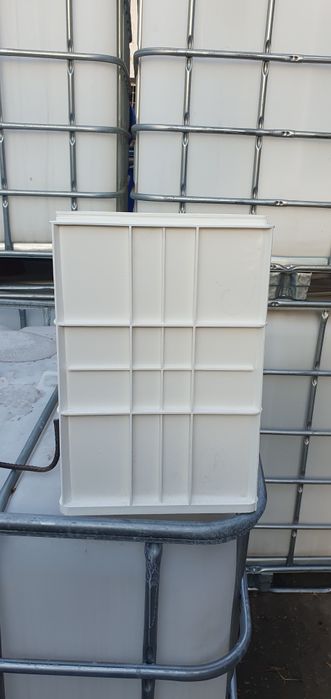 cutie / caps branza alba