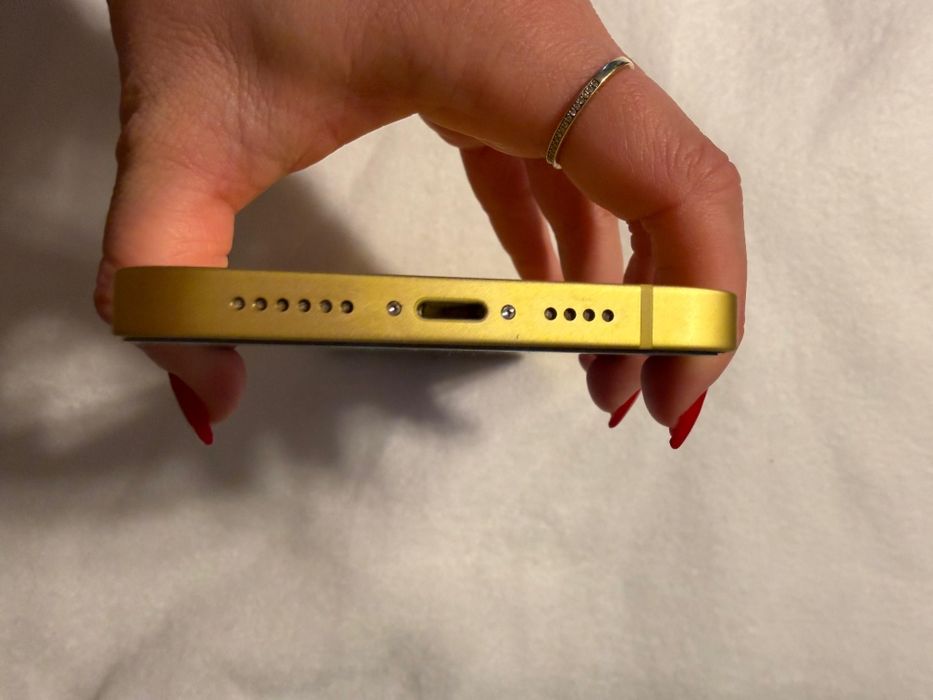 iPhone 14 Plus – Stare Excelentă- Ecran Mare și Baterie Puternică