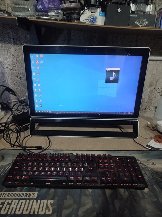 Моноблок Acer 23 " Core i3 3320