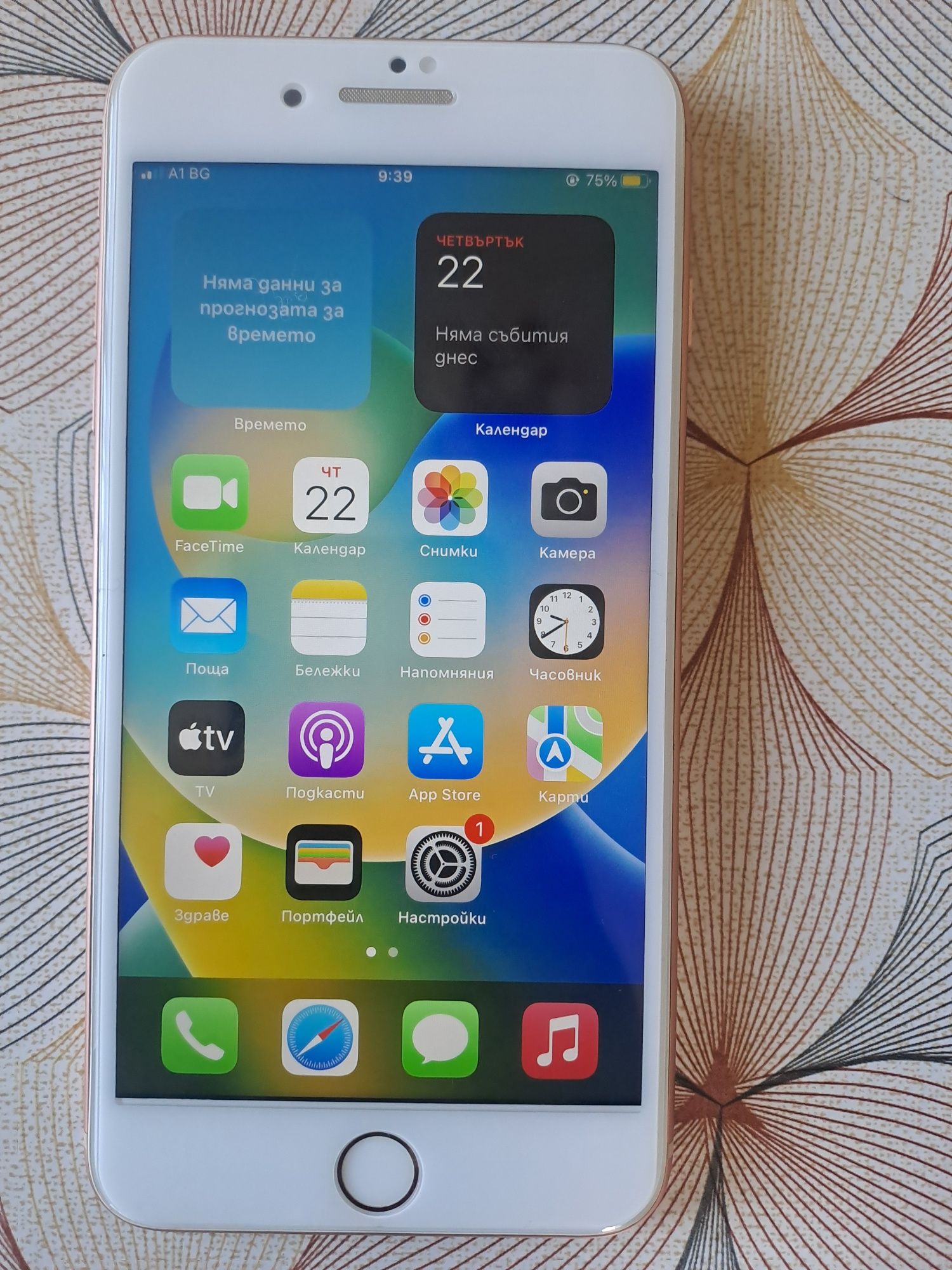 Iphone 8 plus 64GB отлично състояние