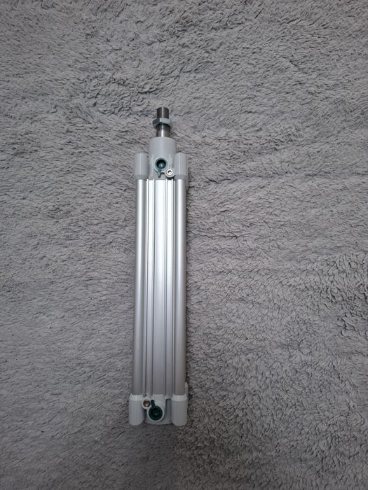 Cilindru pneumatic NOU