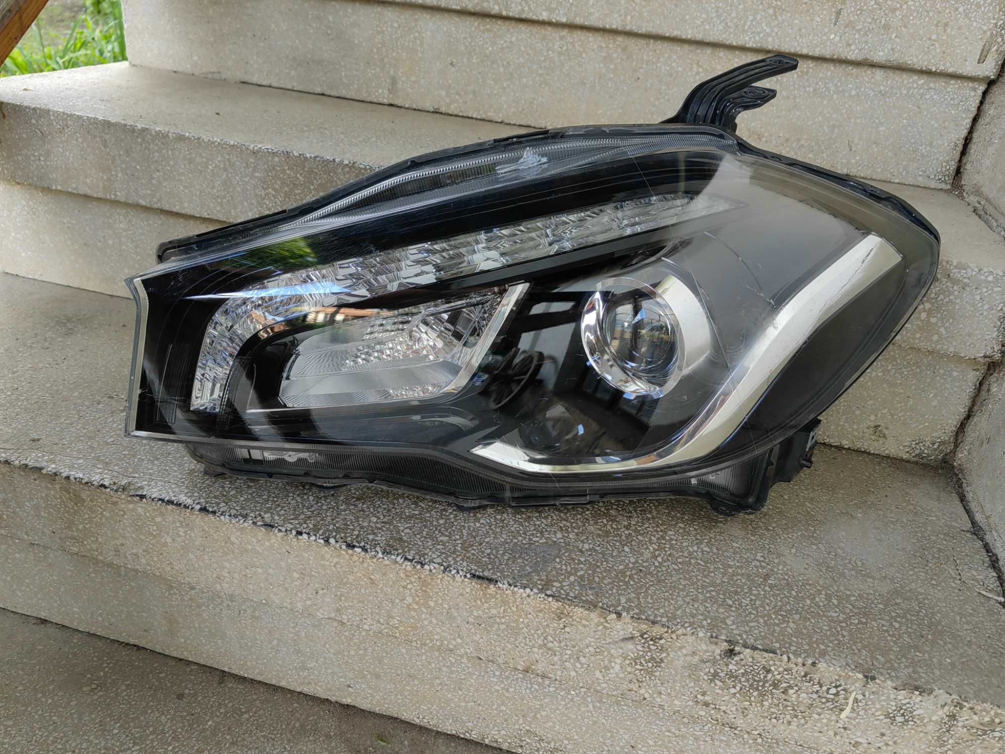 Фар Suzuki SX4 S-Cross FULL LED ляв / Фар Сузуки СХ4 Оригинален