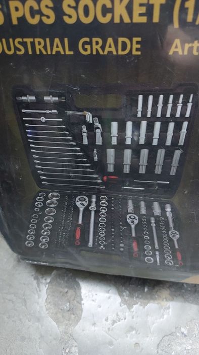 Чемодан инструментальный полный