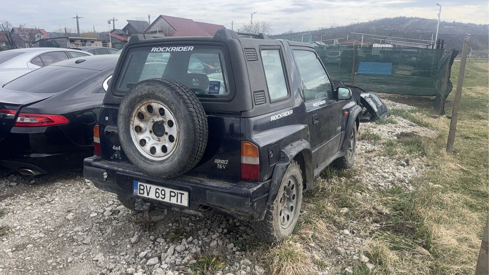 Suzuki Vitara 16i manual 4x4