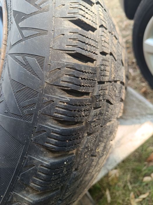 Зимни гуми 195/65/15