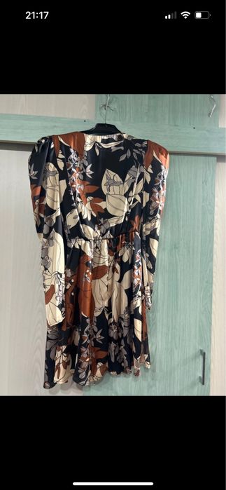 Rochie satin marimea xs