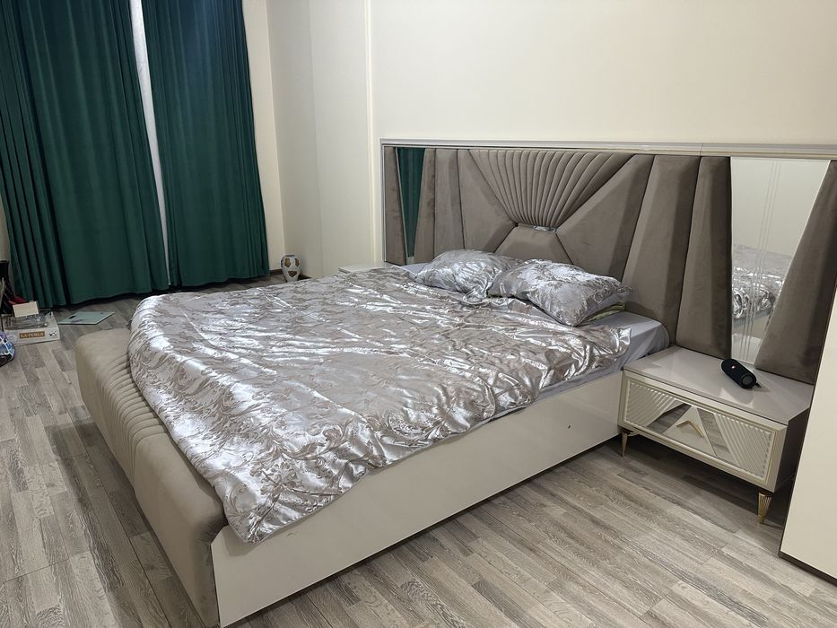 Кровать двухспальная 2*180