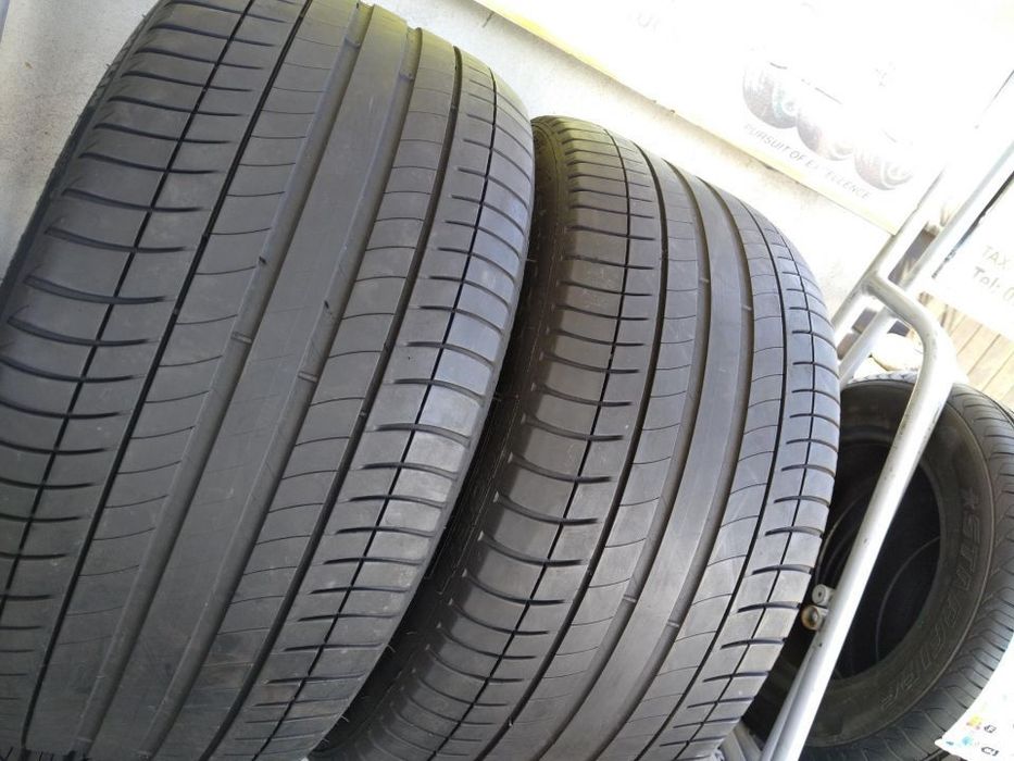 275 35 19,  275 40 19, 255 40 19, 235 40 19, 235 35 19,245 40 19,255 3