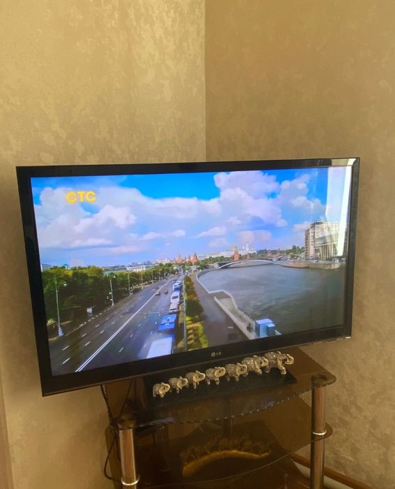 Смарт телевизор LG 130 см WiFi YouTube