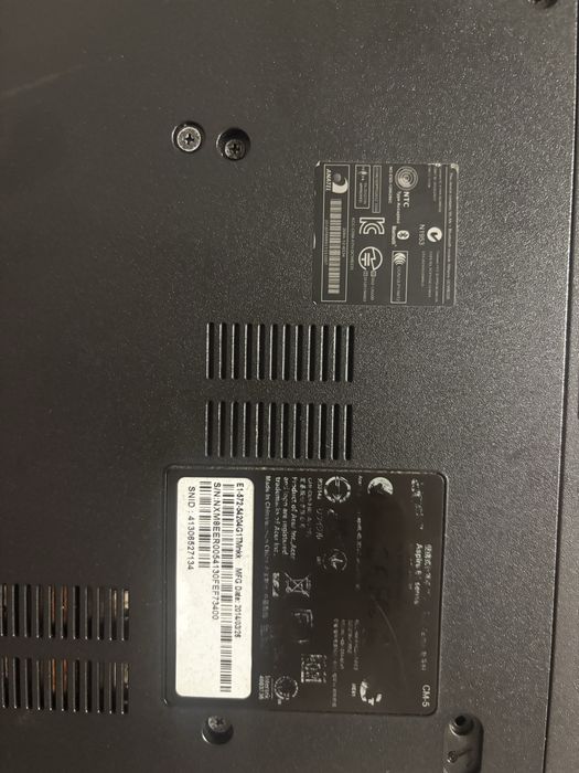 Продам ноутбук в отличном состоянии без сколов и царапин .