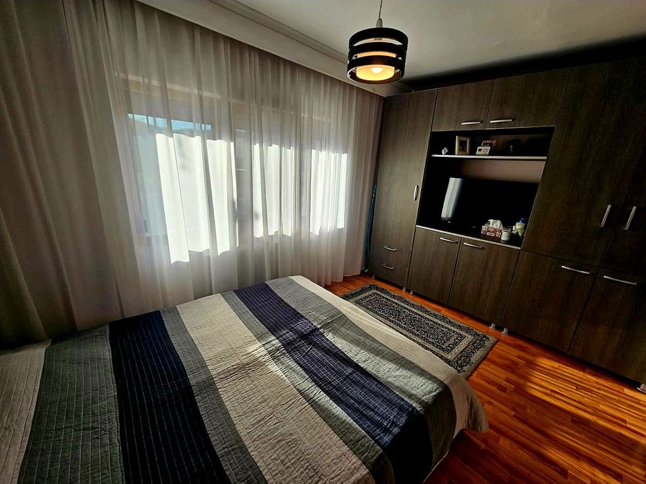 Apartament cu 3 camere de vânzare in Curtea de Arges (74,82 m²)