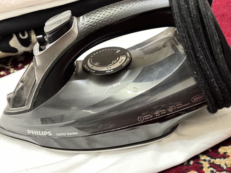 Pilips dazmol va emerald dazmol sotiladi