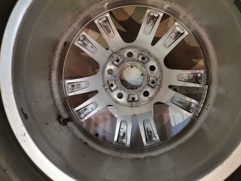 Jante aliaj BMW X5 cu anvelopa de iarna