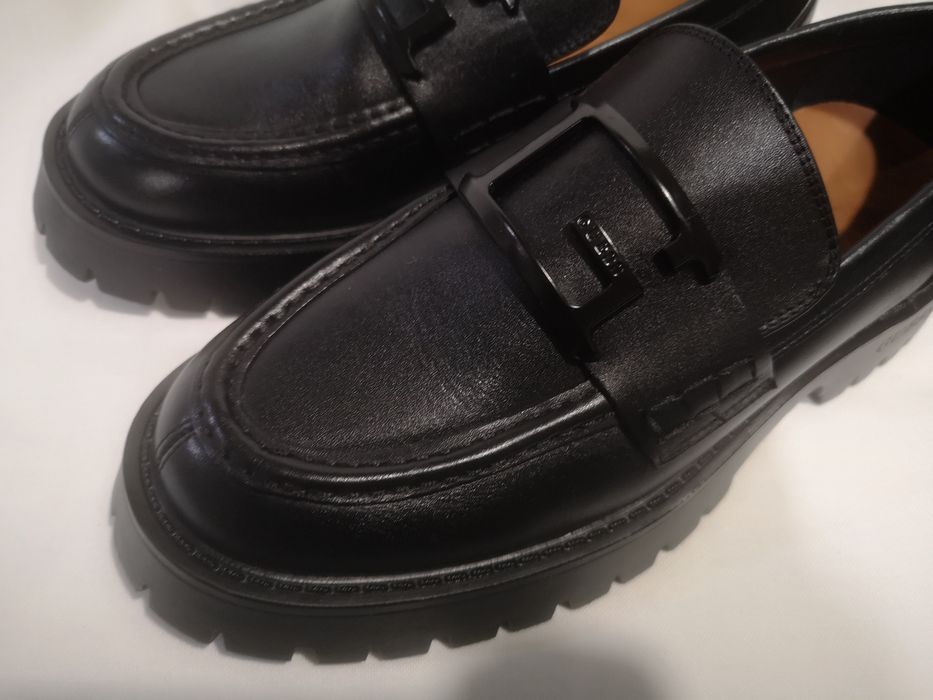 Guess, лоуфъри естествена кожа, номер 41