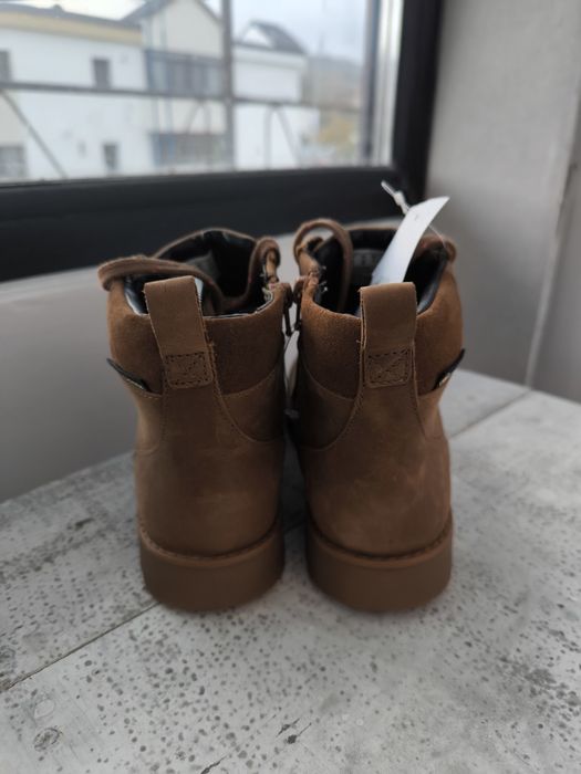 Ghete/bocanci Clarks Gore-tex piele naturala noi 37