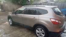 Nissan Qashqai  +2