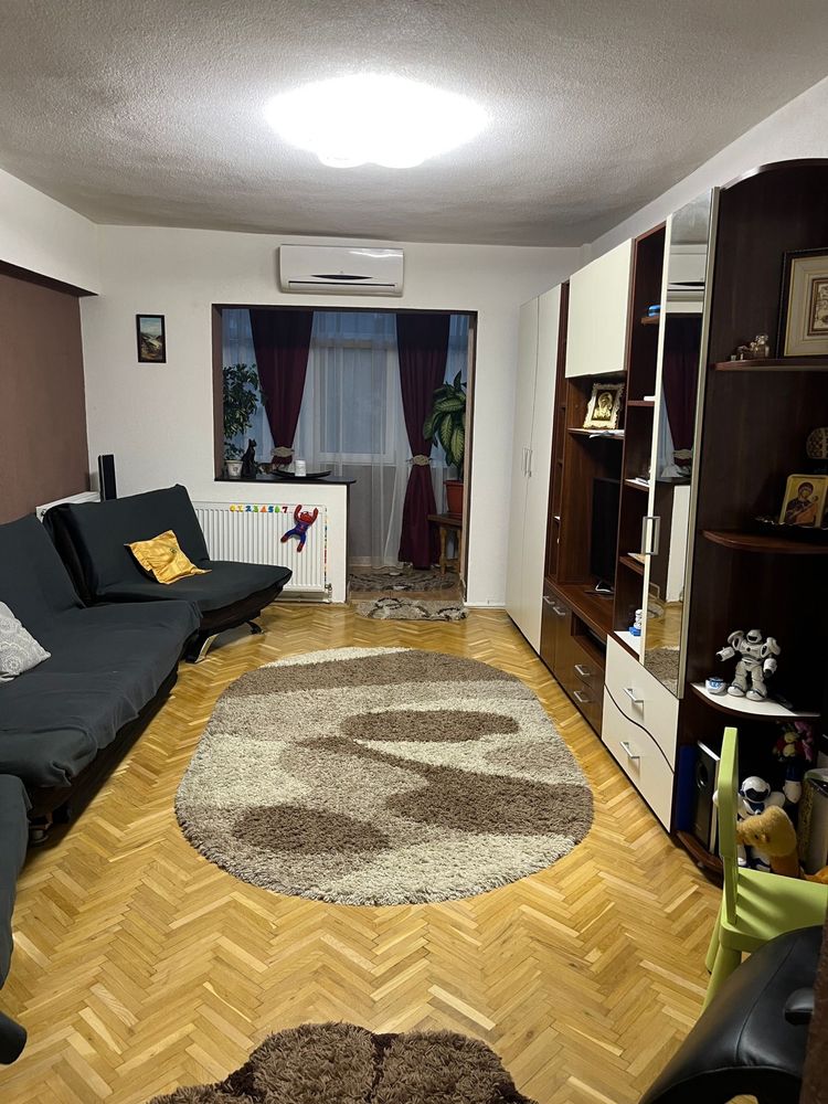 Apartament 4 camere