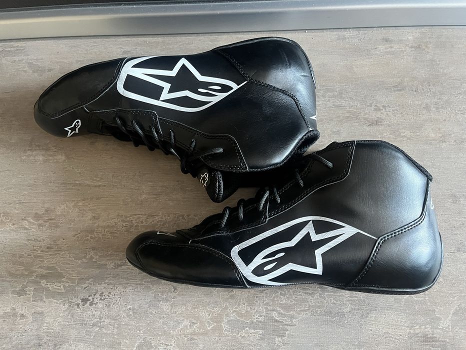 Ghete curse , Alpinestars