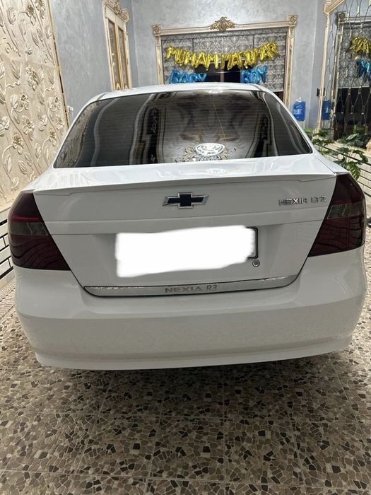 Nexia 3. Avtomat. Benzin