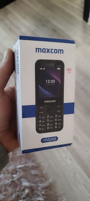 Telefon  mobil cu taste mari