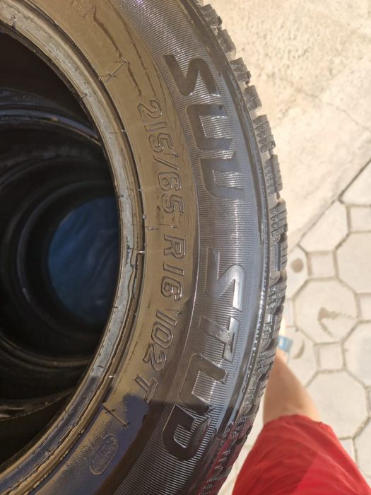 Зимние шины в хорошем состоянии