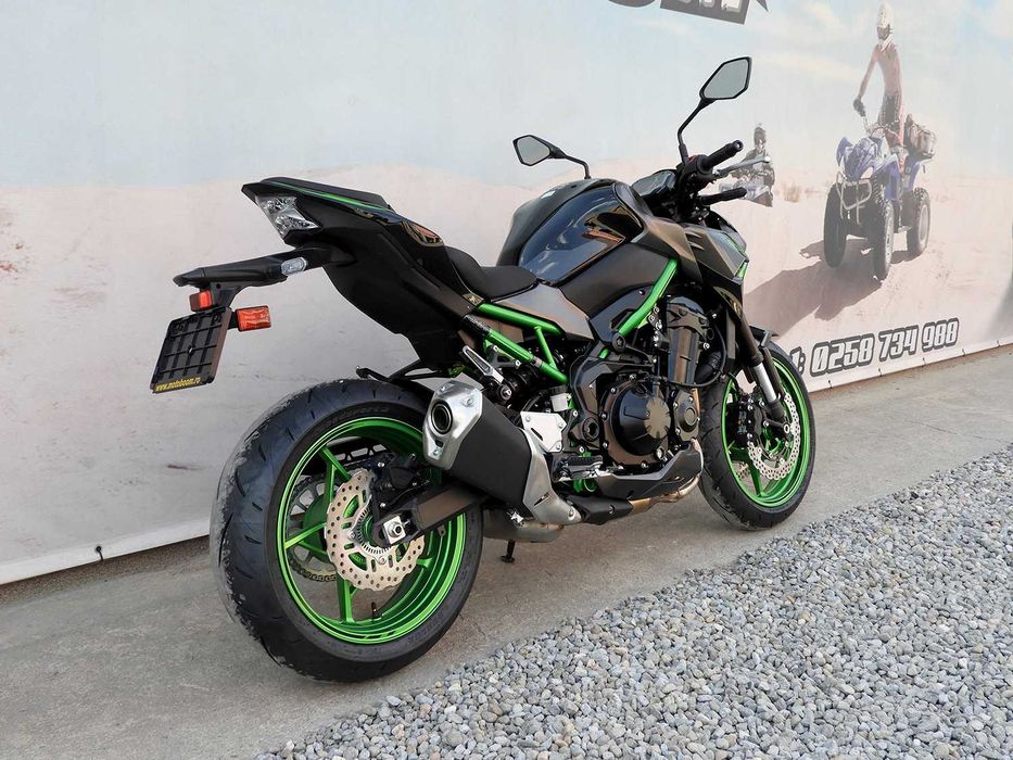 Lichidare Motocicleta Kawasaki Z900 2024 | Rate | Leasing