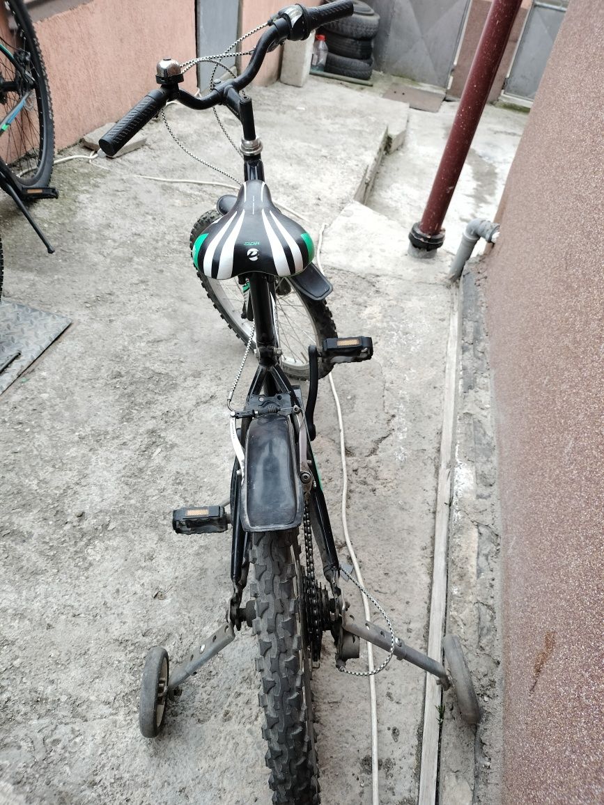 Vînd Bicicletă Copii cu roți de 20